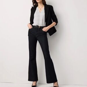 white house black market 𖤓 nwt high rise flare jeans.